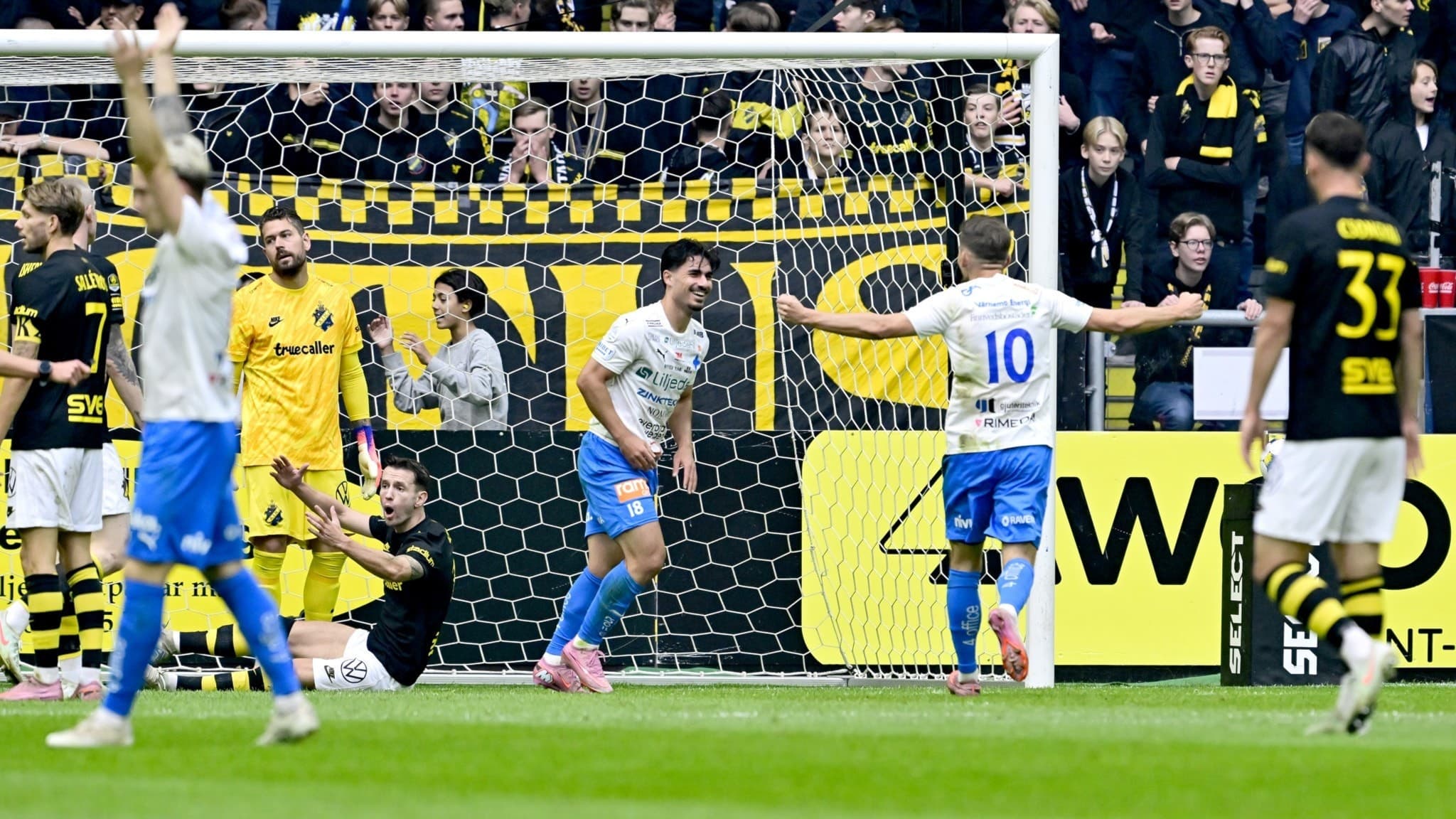 Värnamo jublar mot AIK