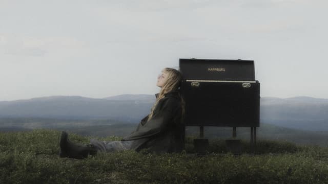 Sofia HK väljer musiken i veckans avsnitt
